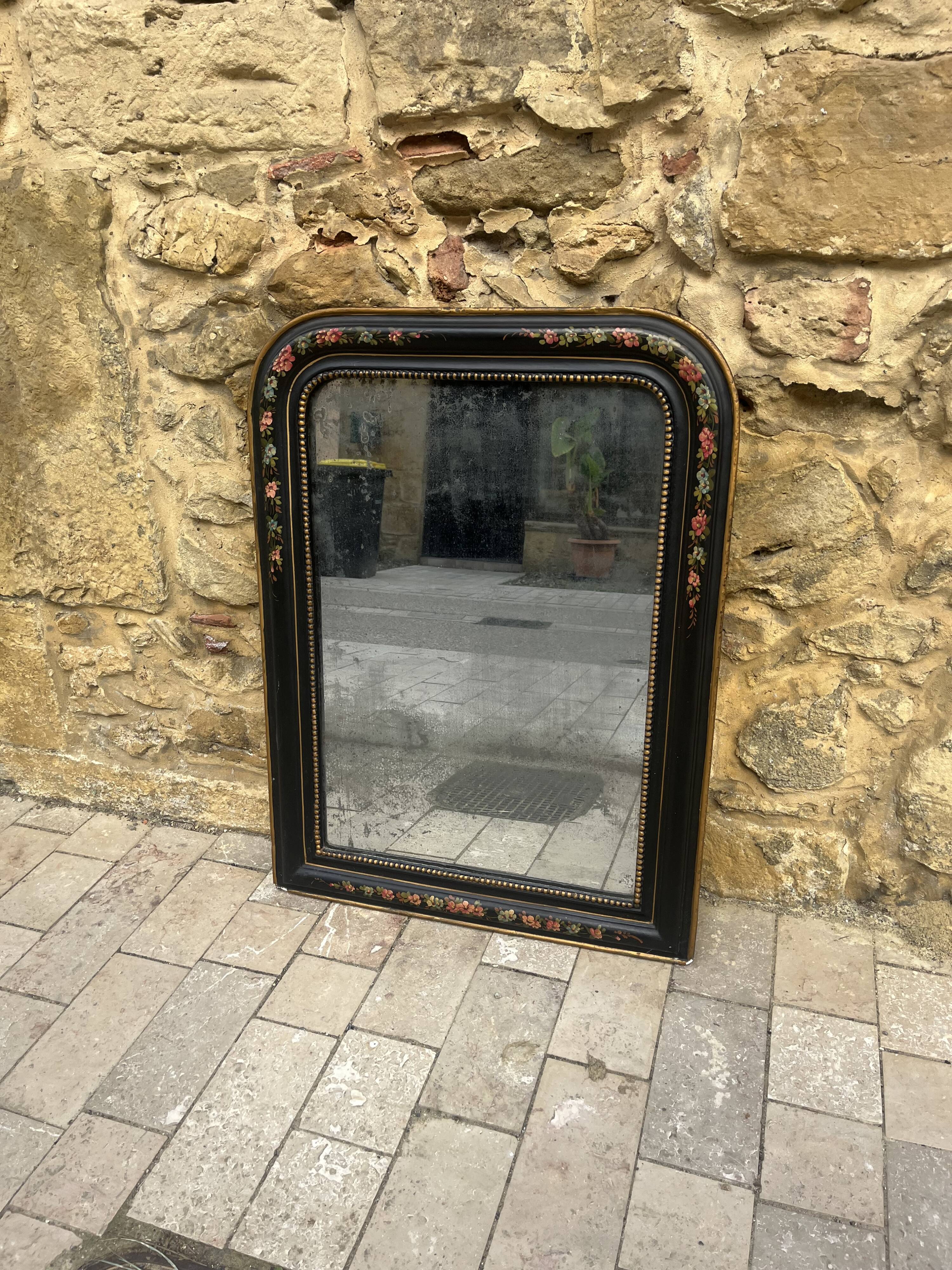 Antique Napoleon III mirror, black frame with hand-painted floral decoration – 19th century
