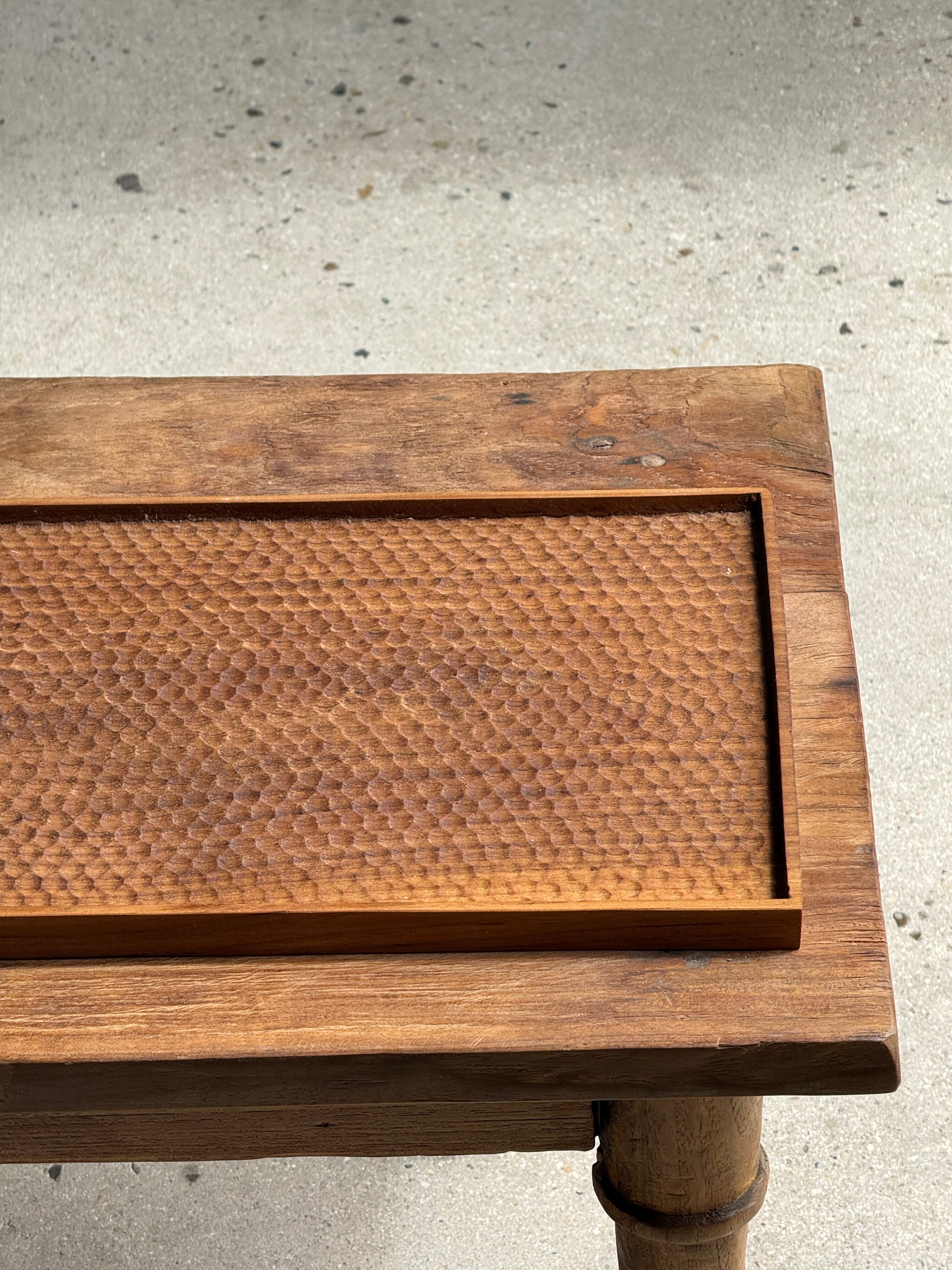 Rectangular solid teak tray with carved edges 40x25