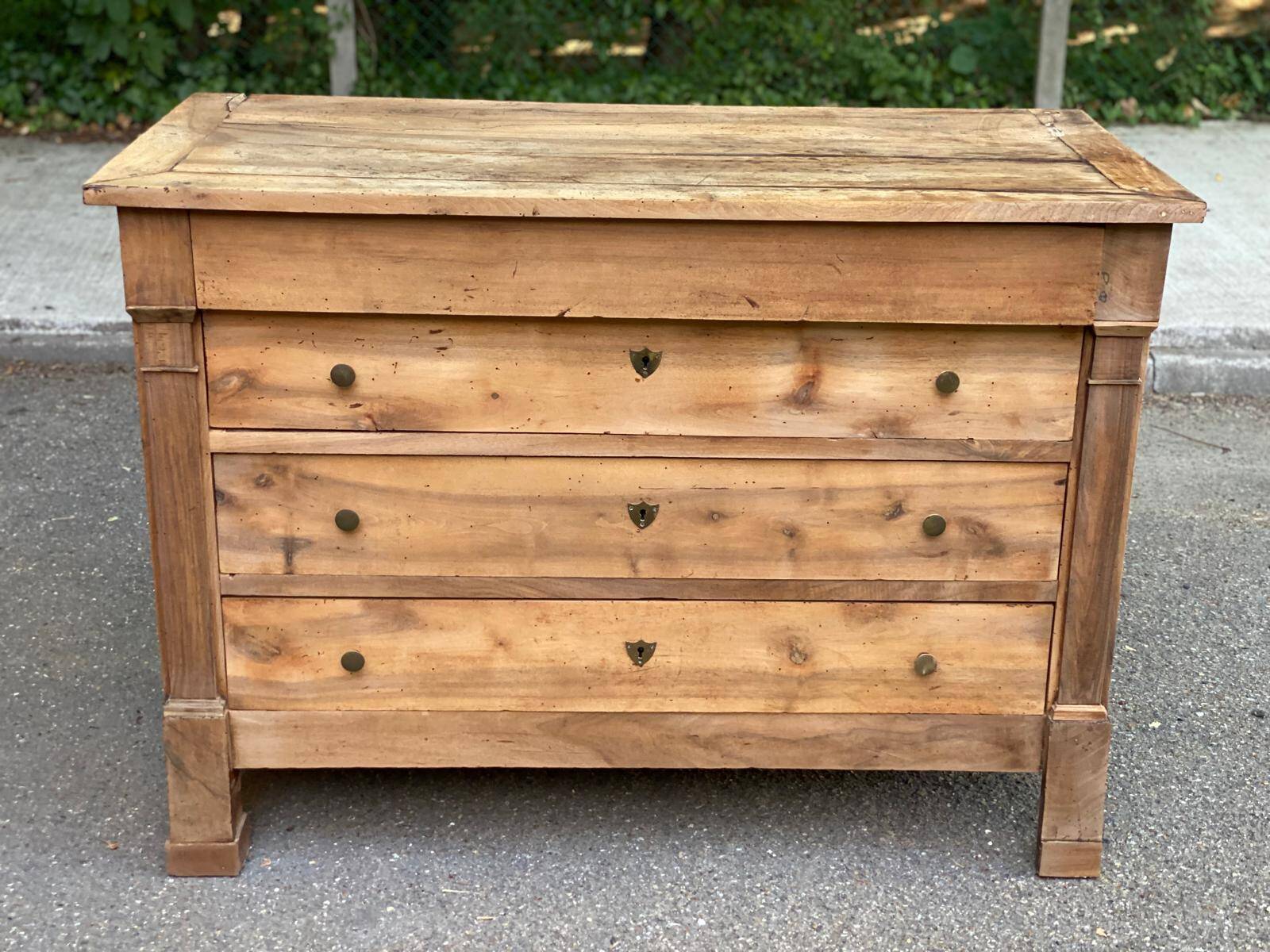 Commode vintage en bois massif Louis Philippe XVIIIème