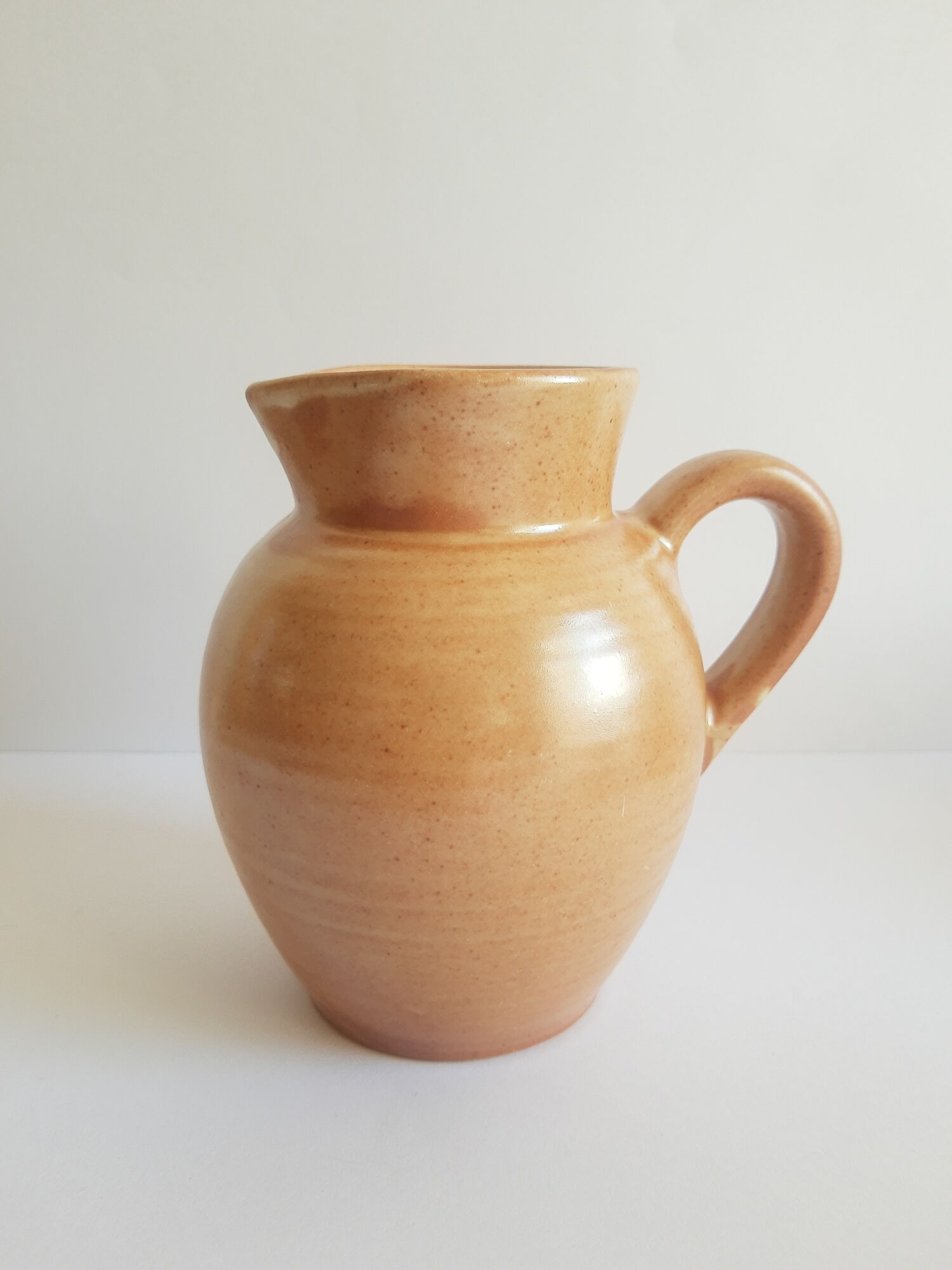 Set of 2 cups, 2 sous cups and 1 milk pitcher Cnp gres vintage village