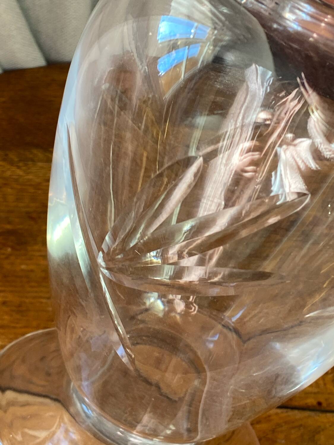Carafe en verre taillé 