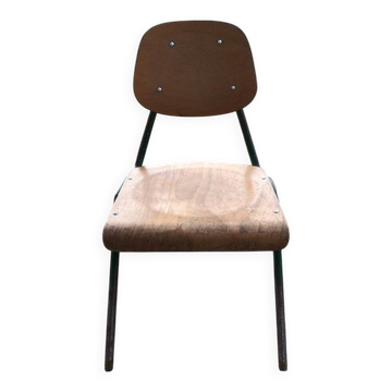 Set of 3 children's chairs from the 1960s in brown plywood with a green steel frame, school style.