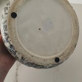Vintage pot