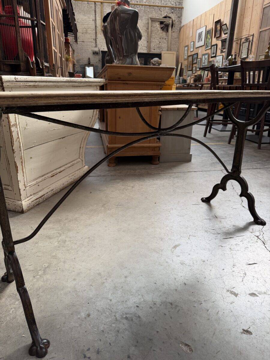 Grande table bistrot début XXème