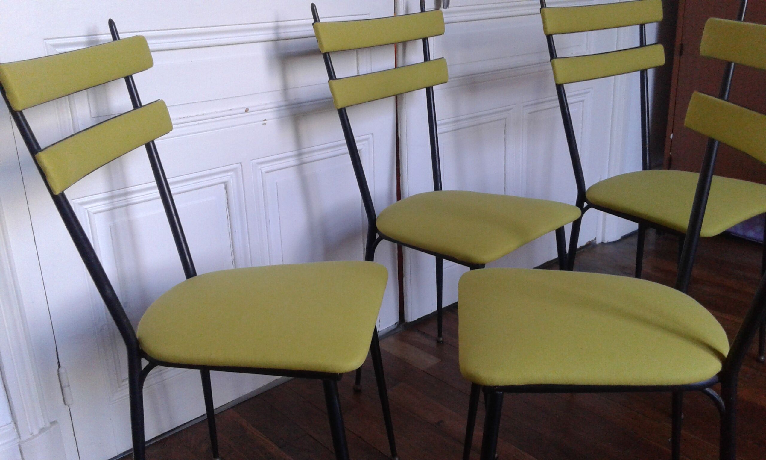 set of 4 chairs design Colette Gueden