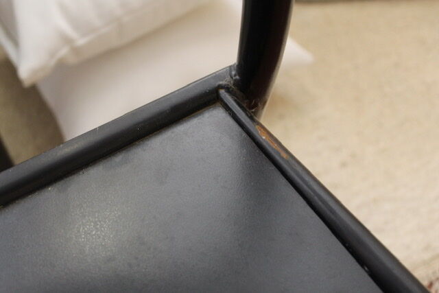 Série de 4 chaises d’école noires
