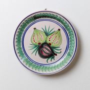 XXL vintage wall or collector's plate in ceramic - hand-painted fruit pattern, 3 figs - Sicily, Italy, 1960s - retro decoration, elegant gift idea