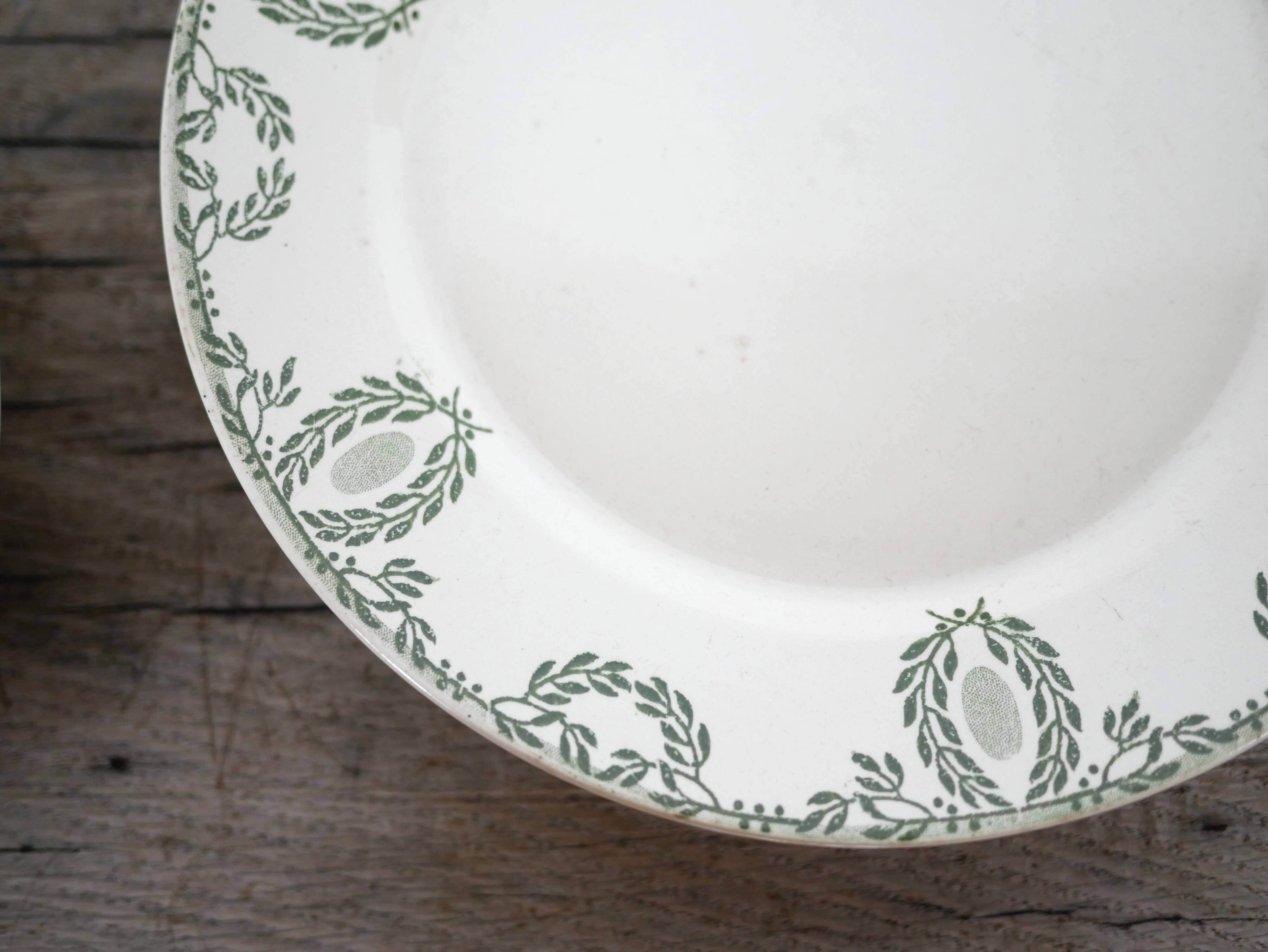 Cake dish on foot, old compotier by the Sarreguemines factory, France