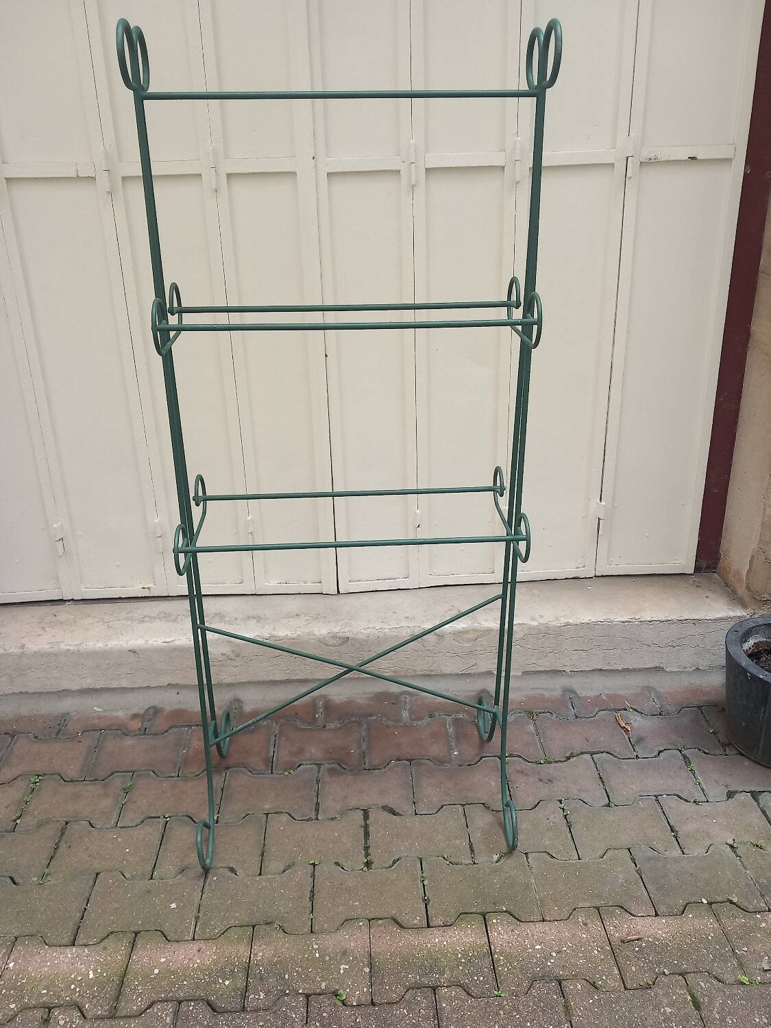 Wrought iron towel rack