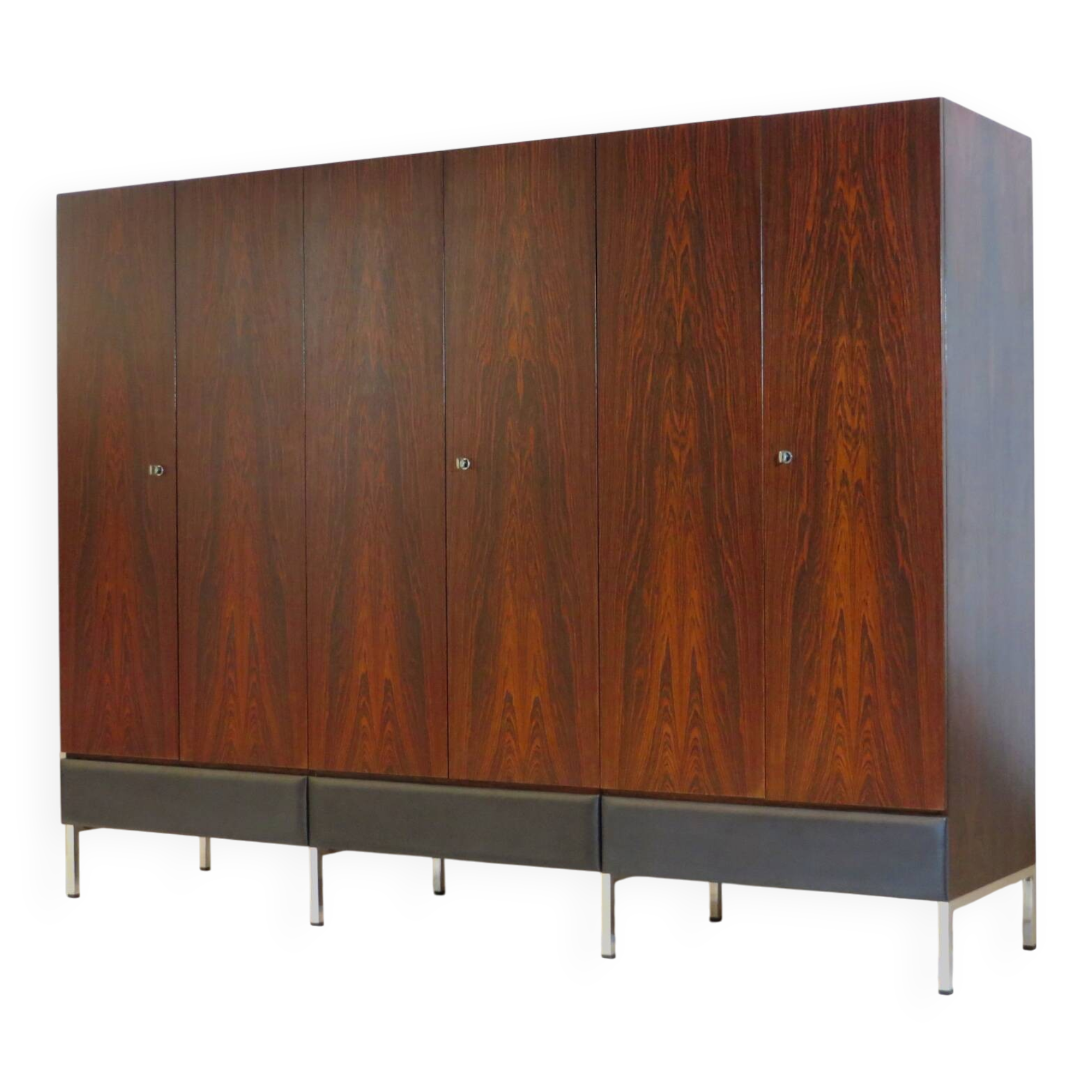 Grande armoire vintage moderne du milieu du siècle à 6 portes en palissandre et frêne, années 1960
