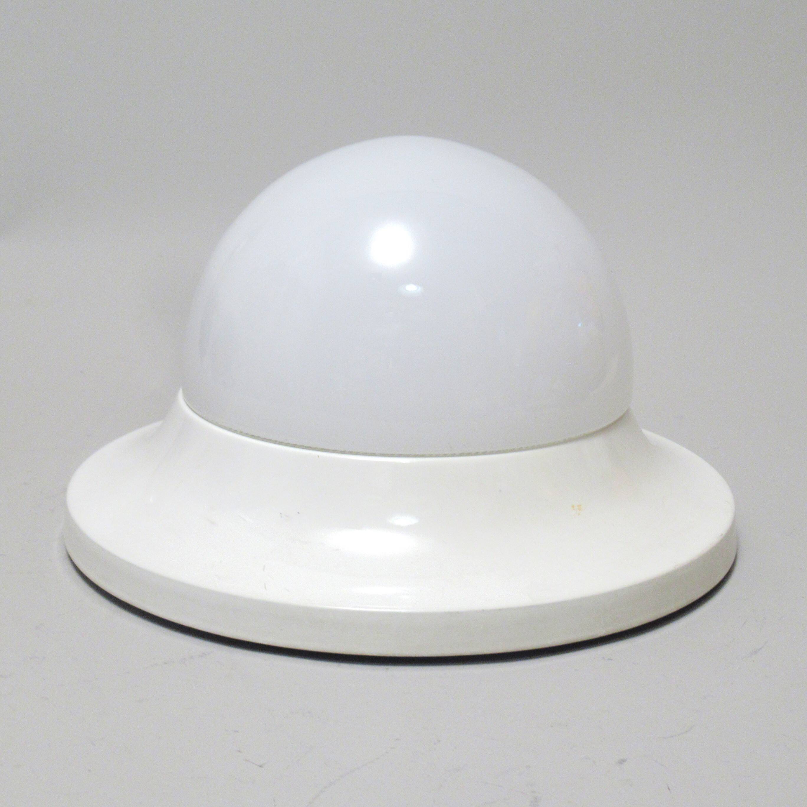 RZB 70s white wall or ceiling light
