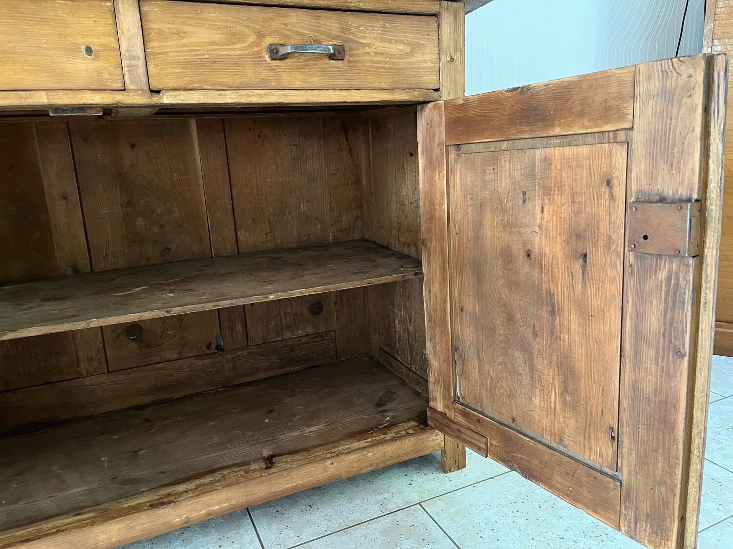 Antique dresser with glass doors and fleur-de-lys from the 50s