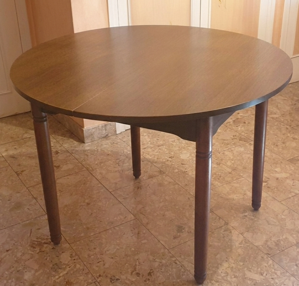 1970s wooden round table