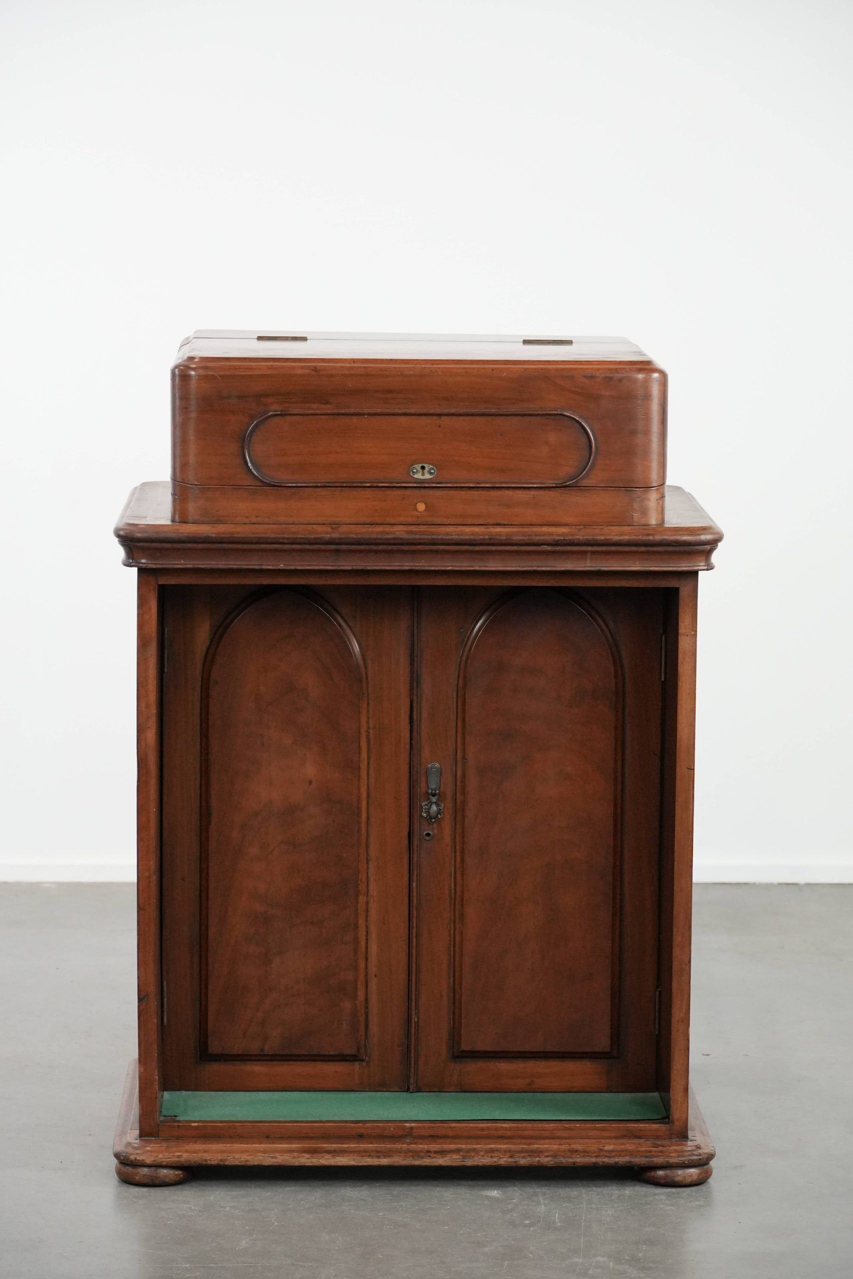 Antique standing desk/ counter/ English writing table from the 19th century