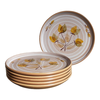 Six Niderviller stoneware plates with vintage plant décor