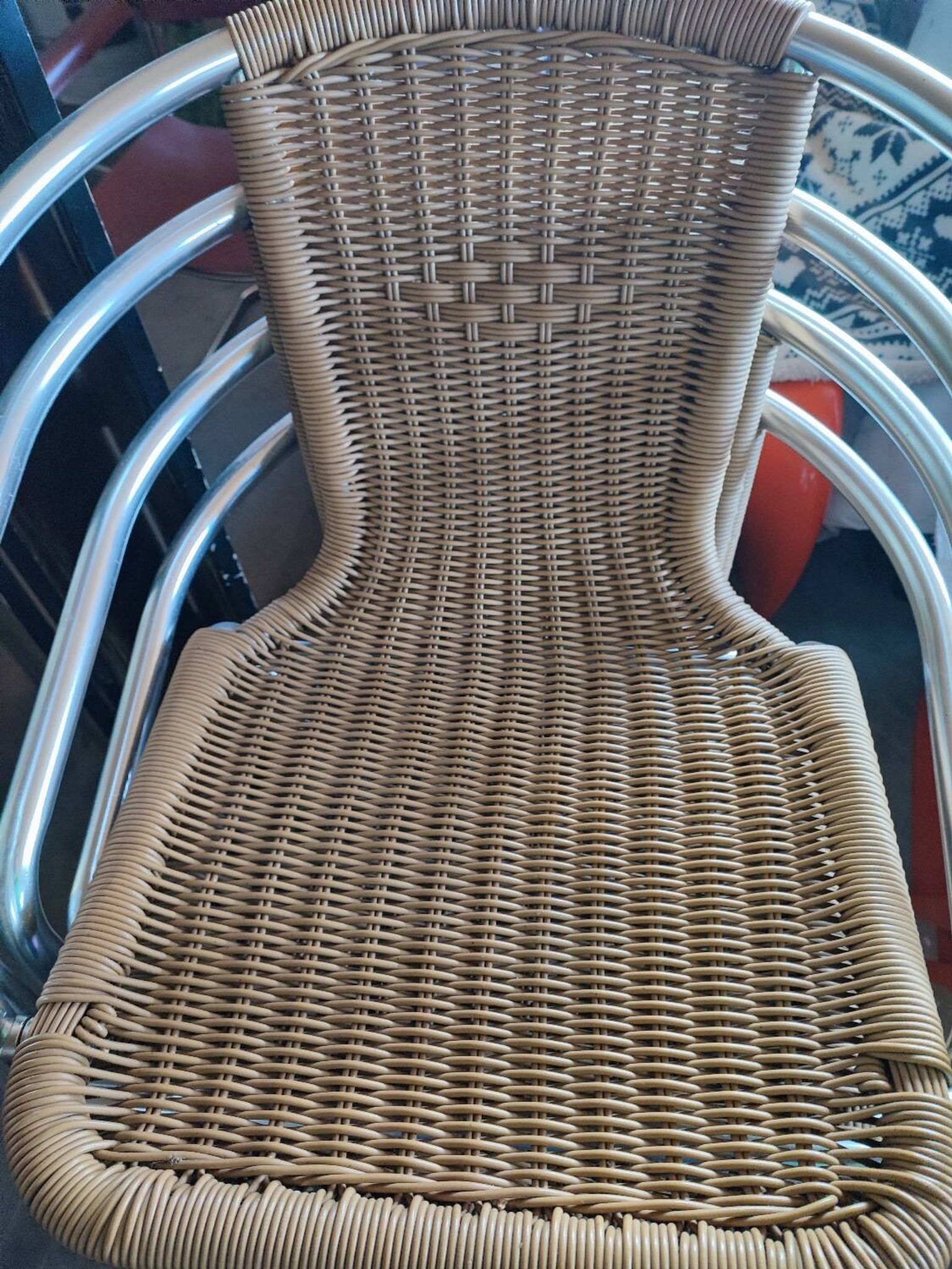 Chaises scoubidou et aluminium