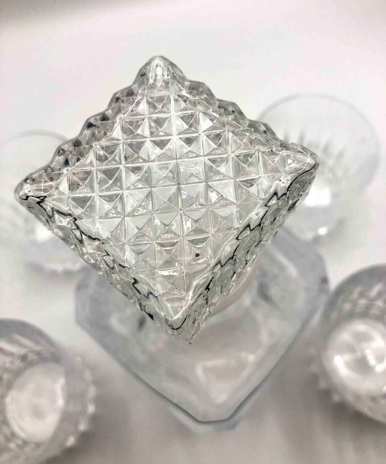 Vintage whiskey service