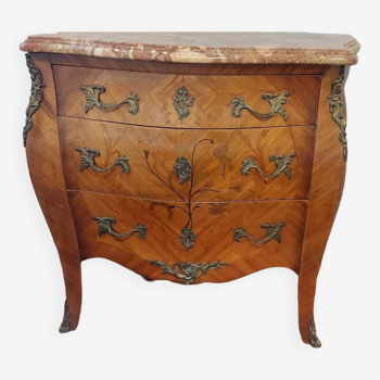 Commode de style Louis XV