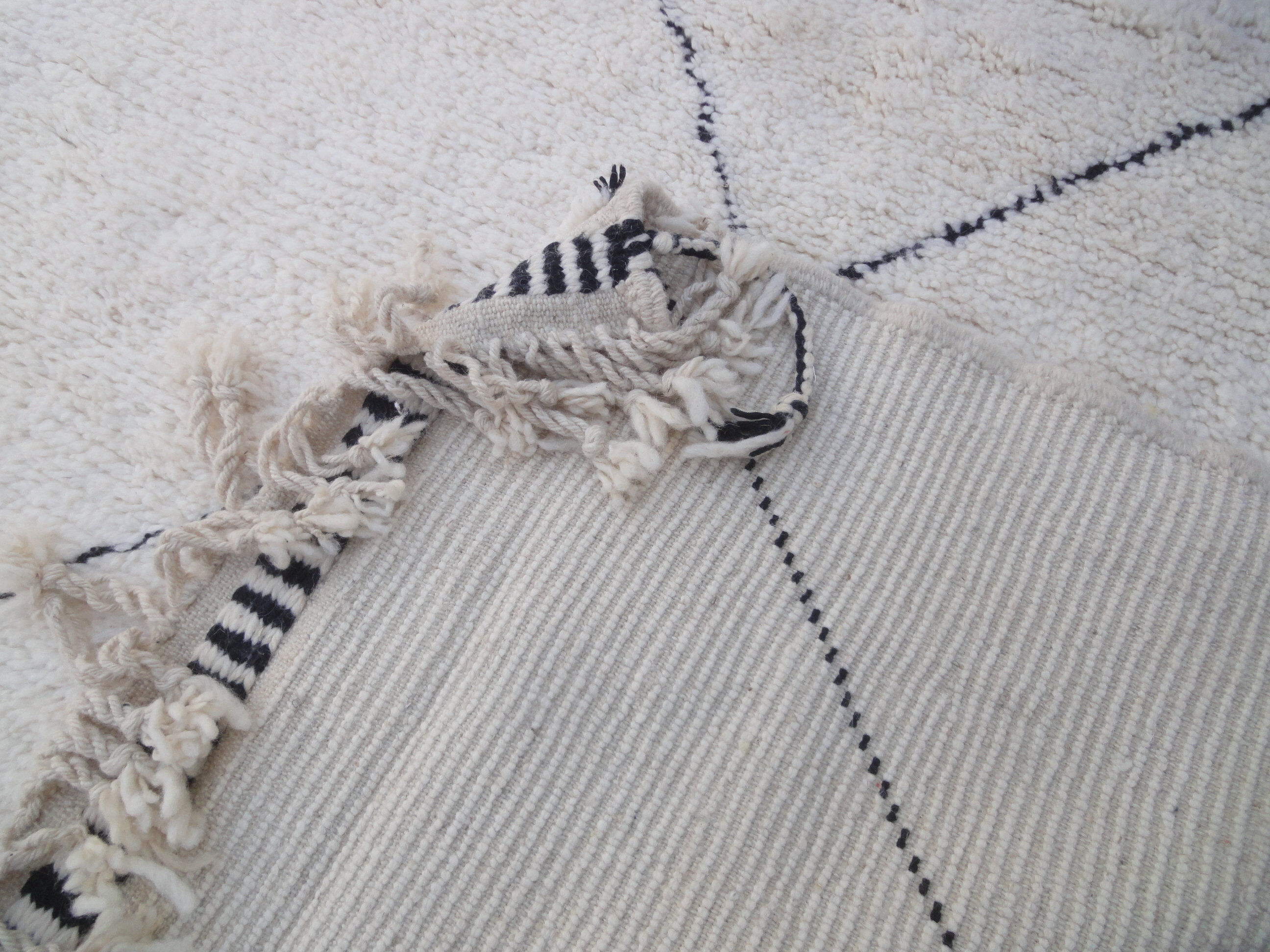 Carpet beni ourain 415 x 312 cm