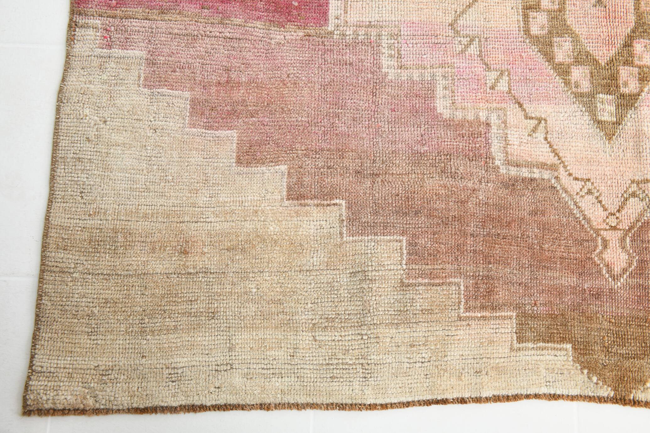 Vintage Neutral Faded Brown Mid Century Modern Turkish Vintage, 190x340 Cm