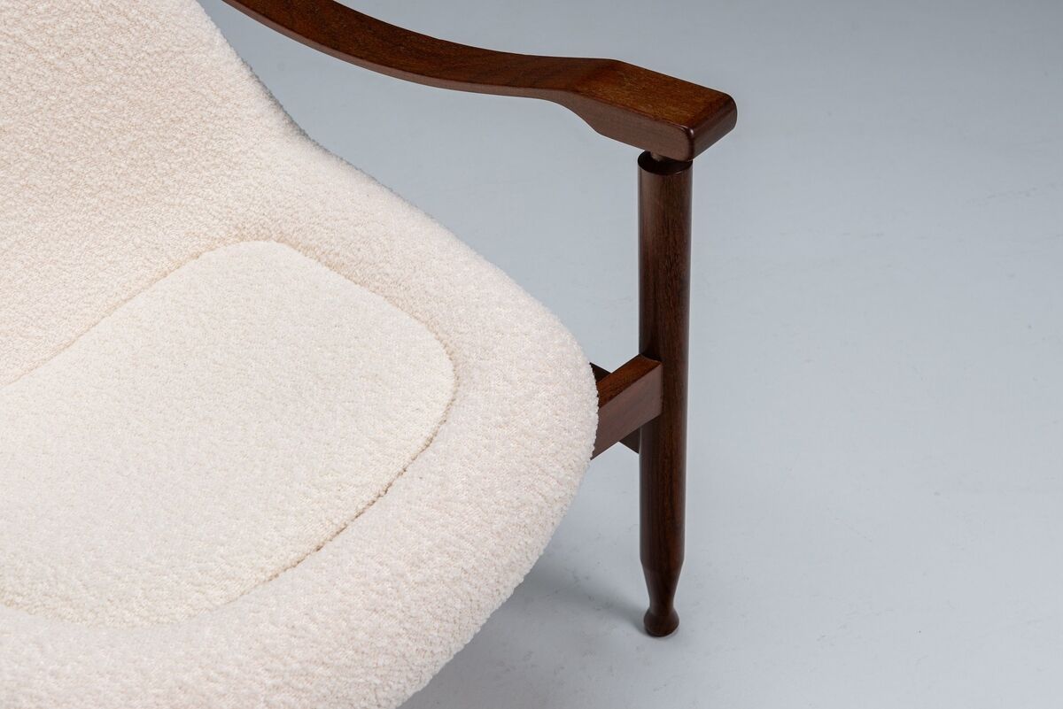 “Tiki” lounge chair in teak and bouclé Busnelli Italy 1960