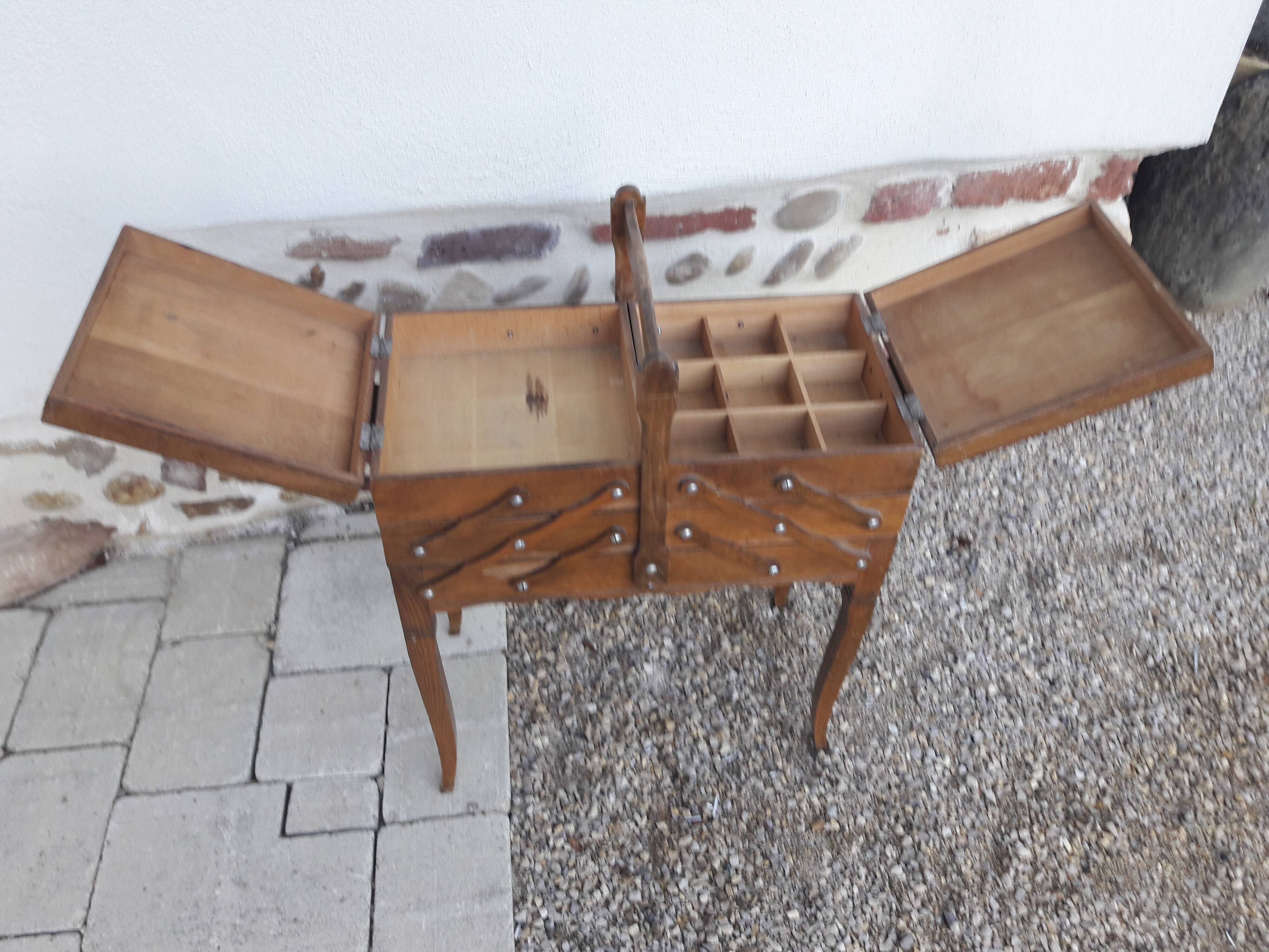 Wood and marquetry worker