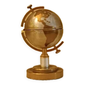 Windmill globe table lighter