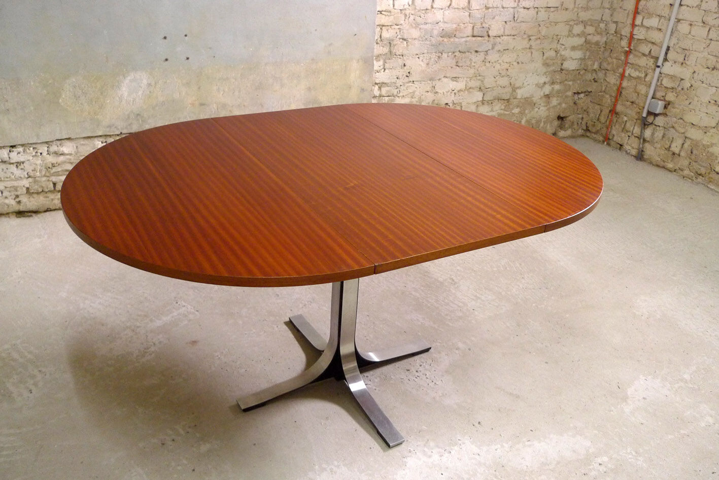 Osvaldo Borsani system table for Tecno