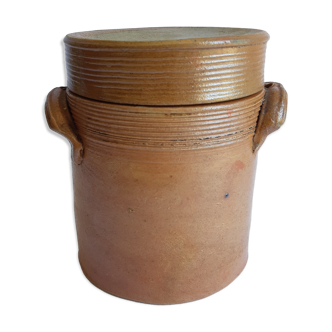 Vintage sandstone pot