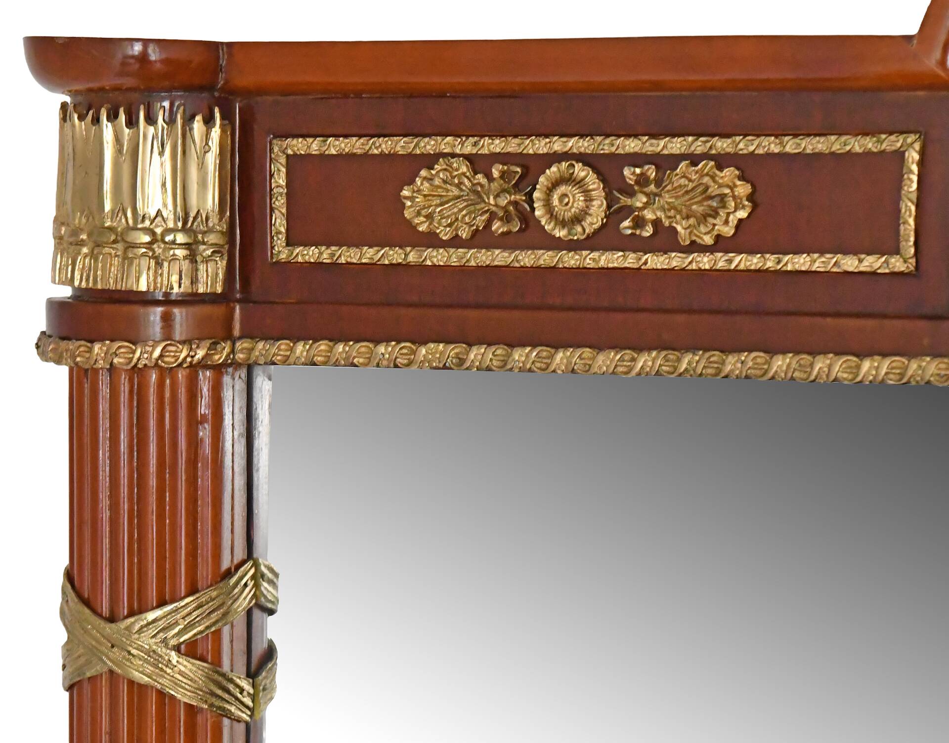 Console topped with an Empire-style mirror.