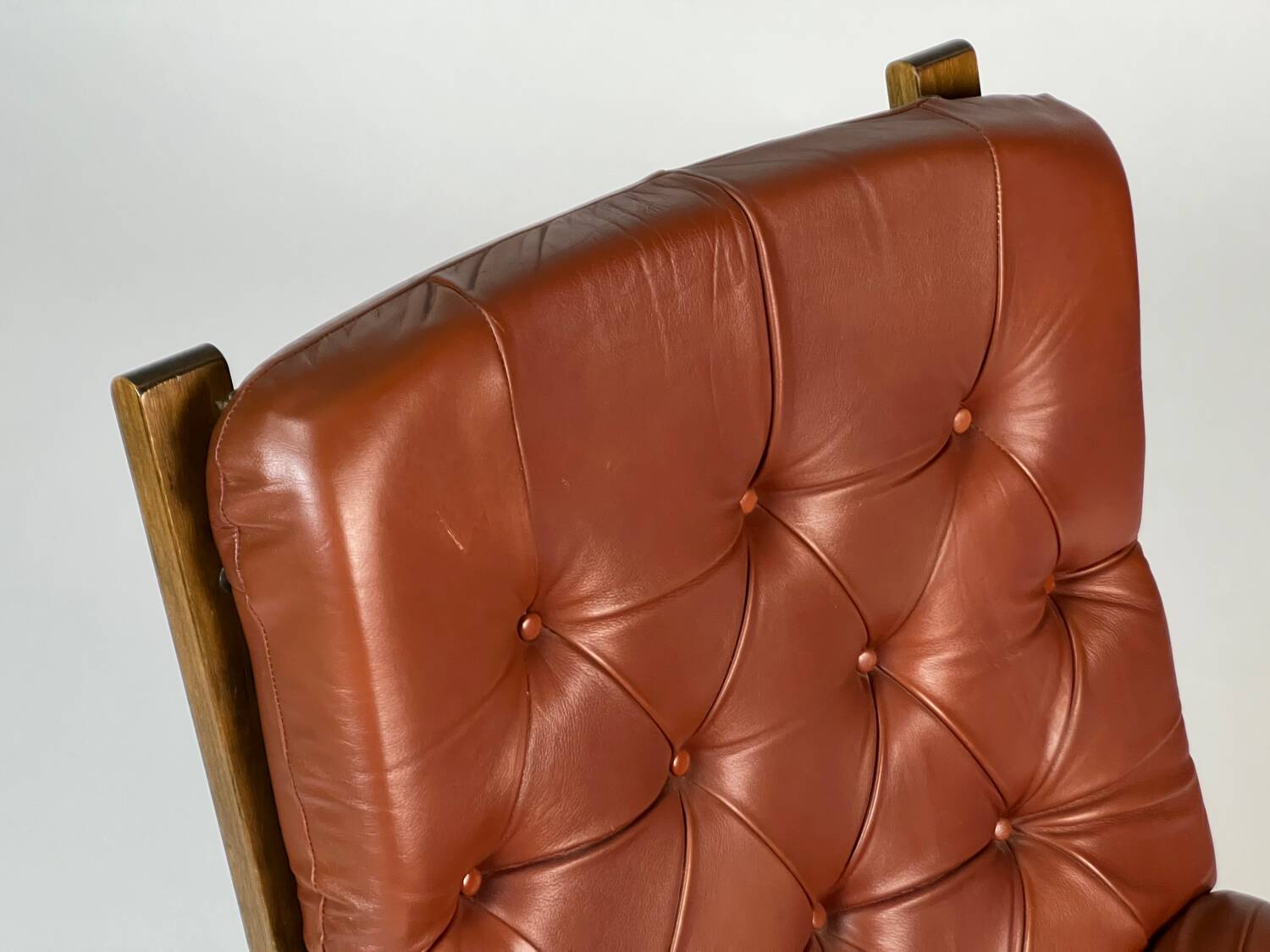 Vintage armchair easy chair leather 70s in the style of Ingmar Relling