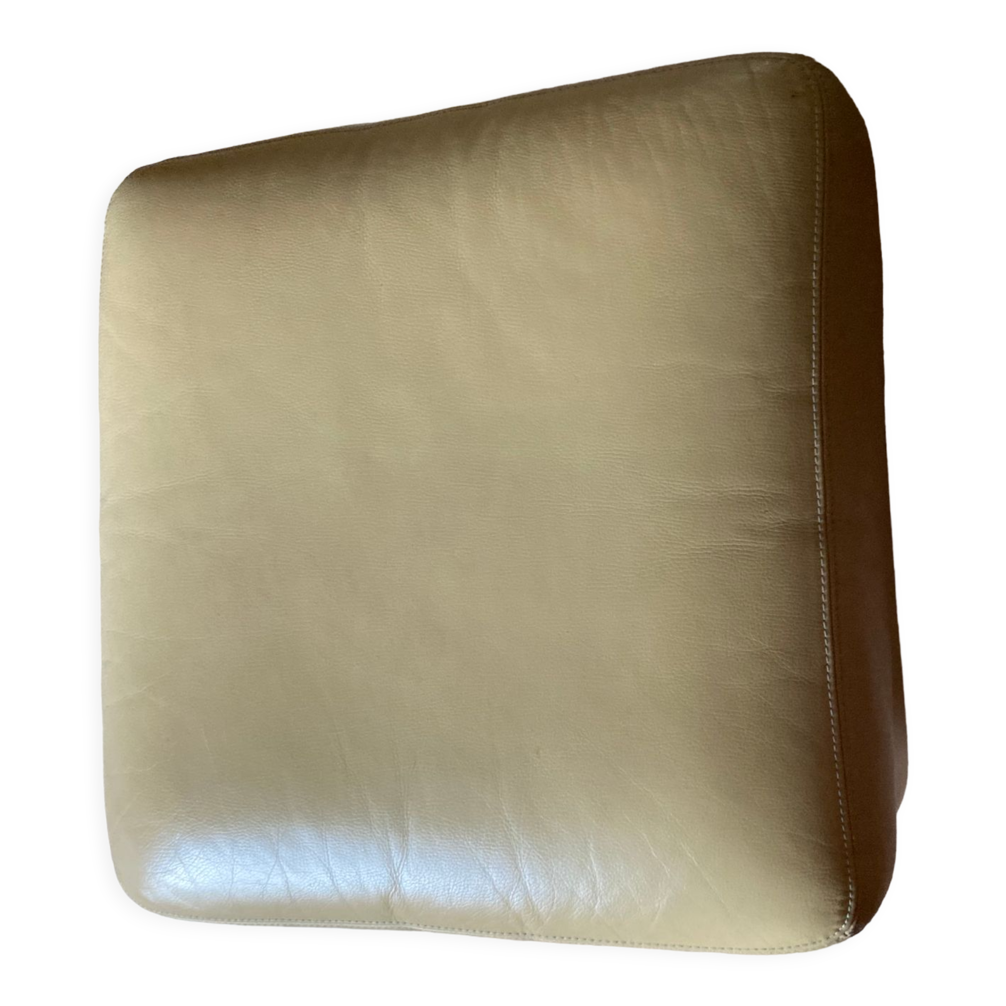 Leather pouf