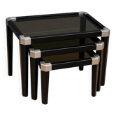 Suite de 3 tables gigognes au design moderniste, travail dans le goût de Ja