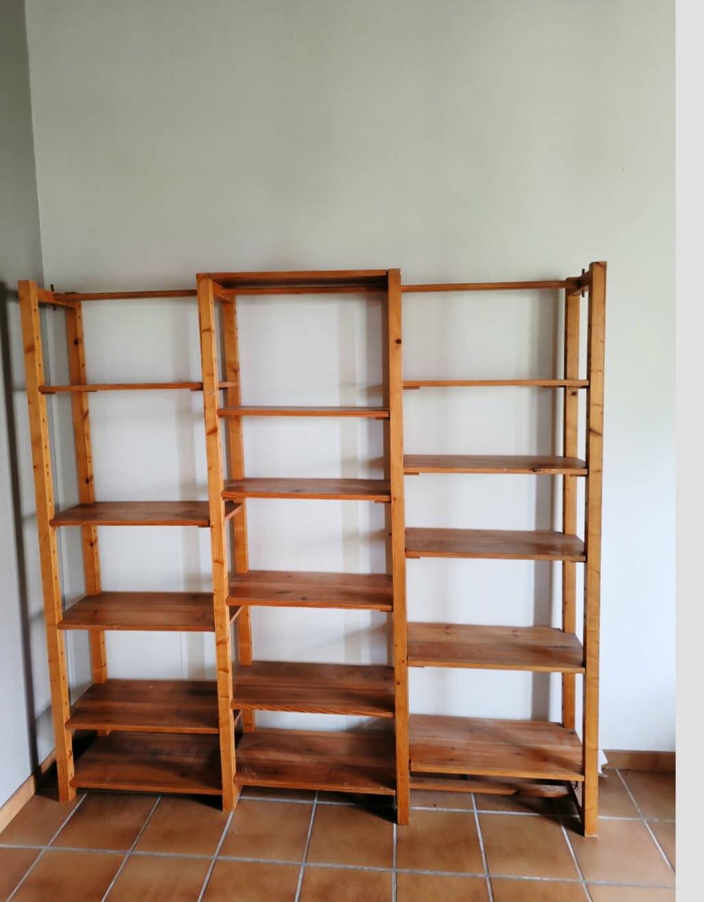 Bookcase - Vintage pine shelf
