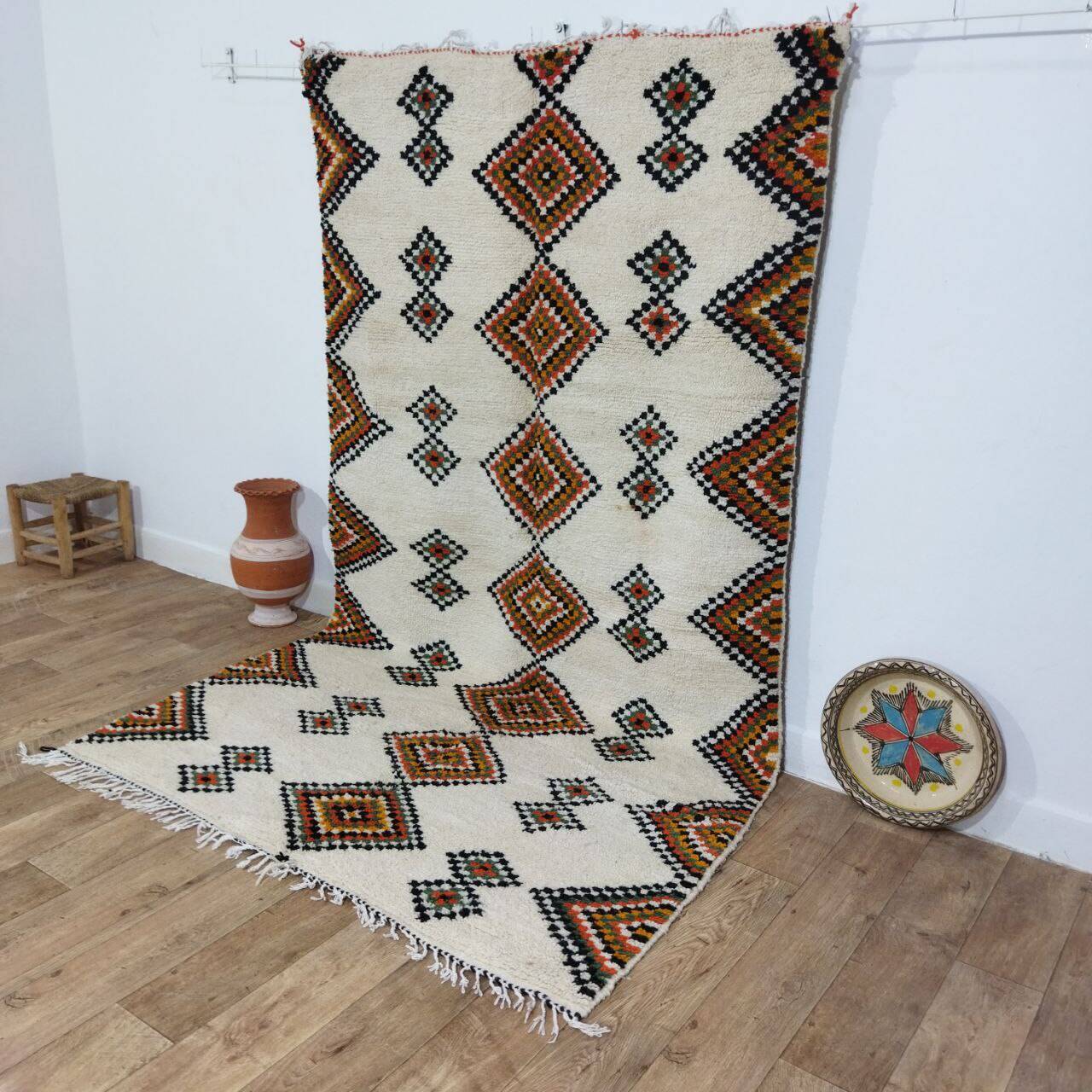 Handmade Moroccan Berber rug 275 X 165 CM