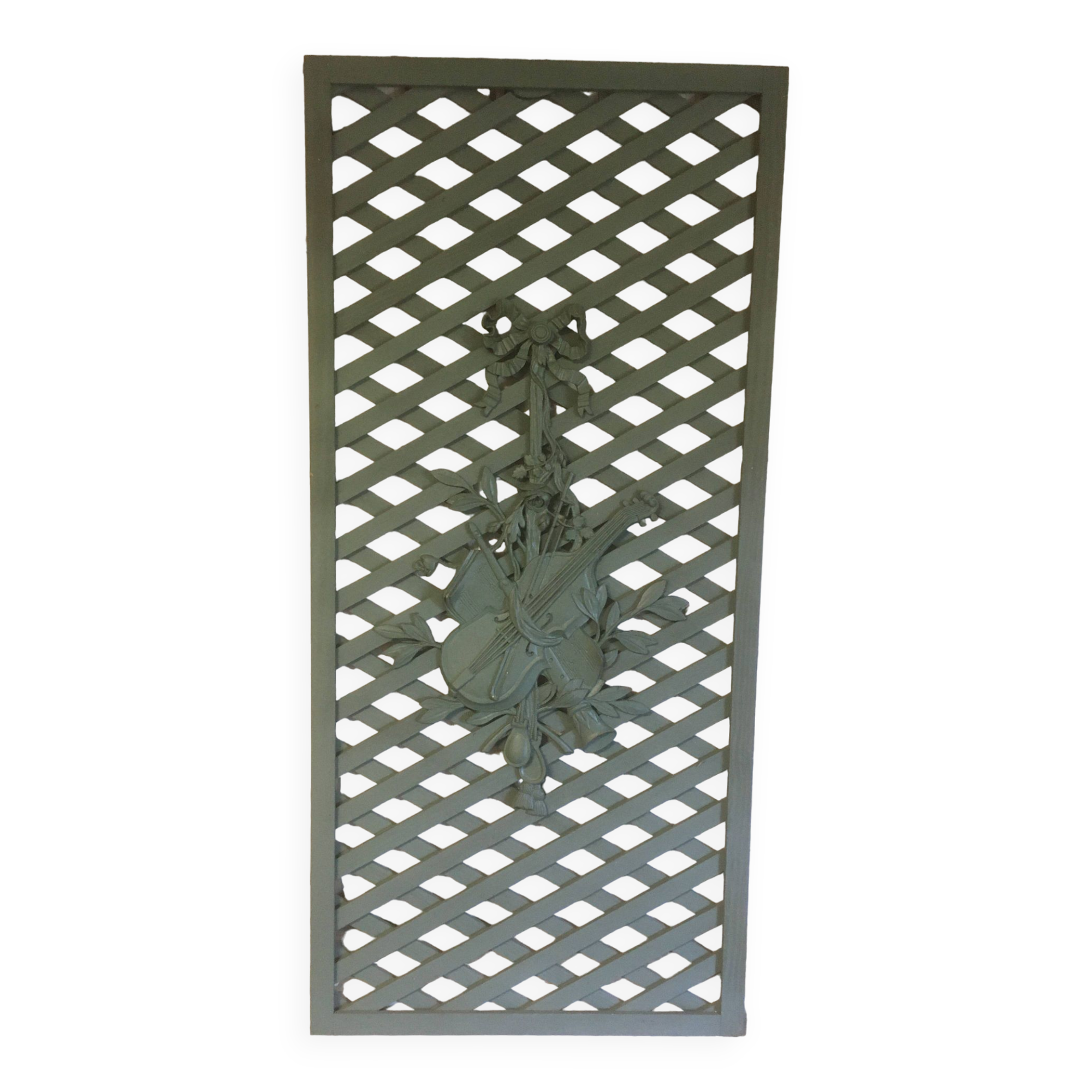 Wall panel, violin (resin) on wooden trellis
