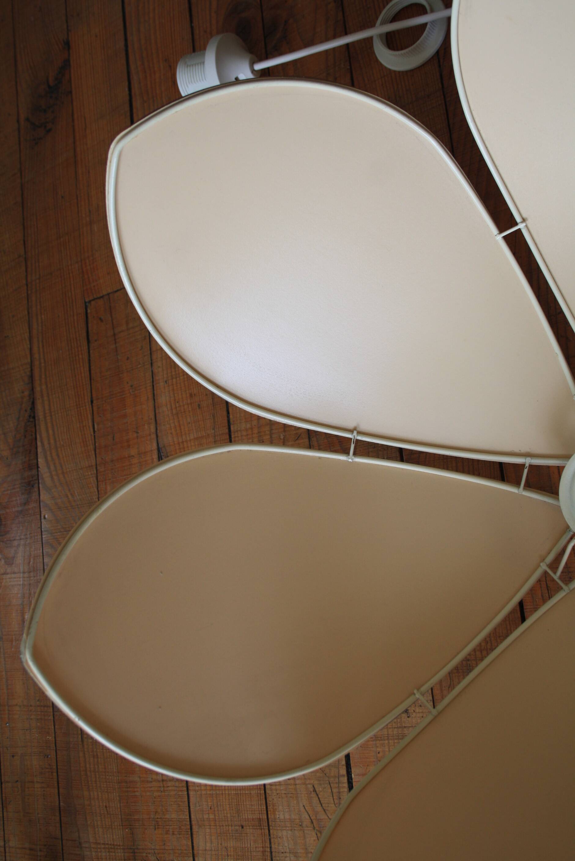 Lotus flower pendant, petals