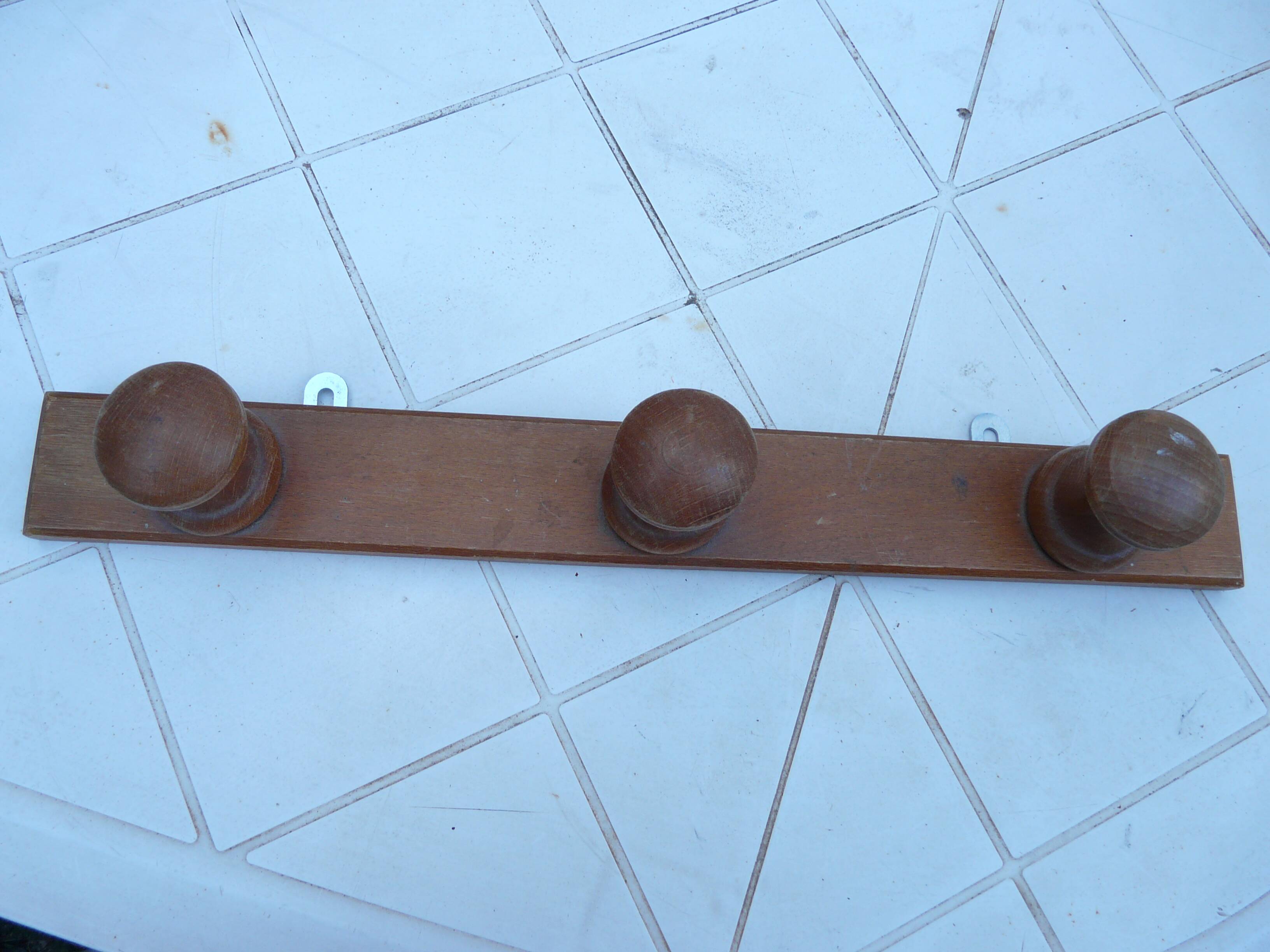 Wall mounted pine coat rack with 3 vintage hooks