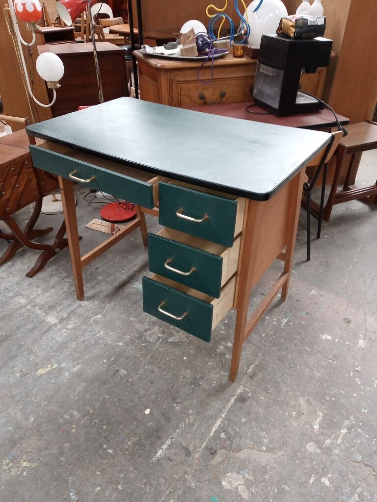 Children's office 70s