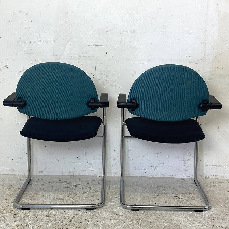 Pair of chairs model Onda edition VITRA Design Mario Bellini