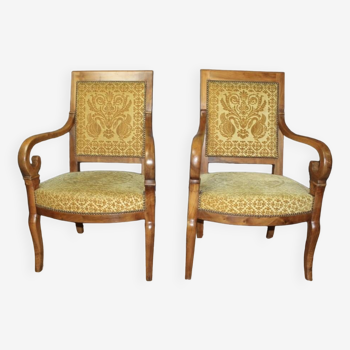 Pair of 19th century walnut restoration armchairs