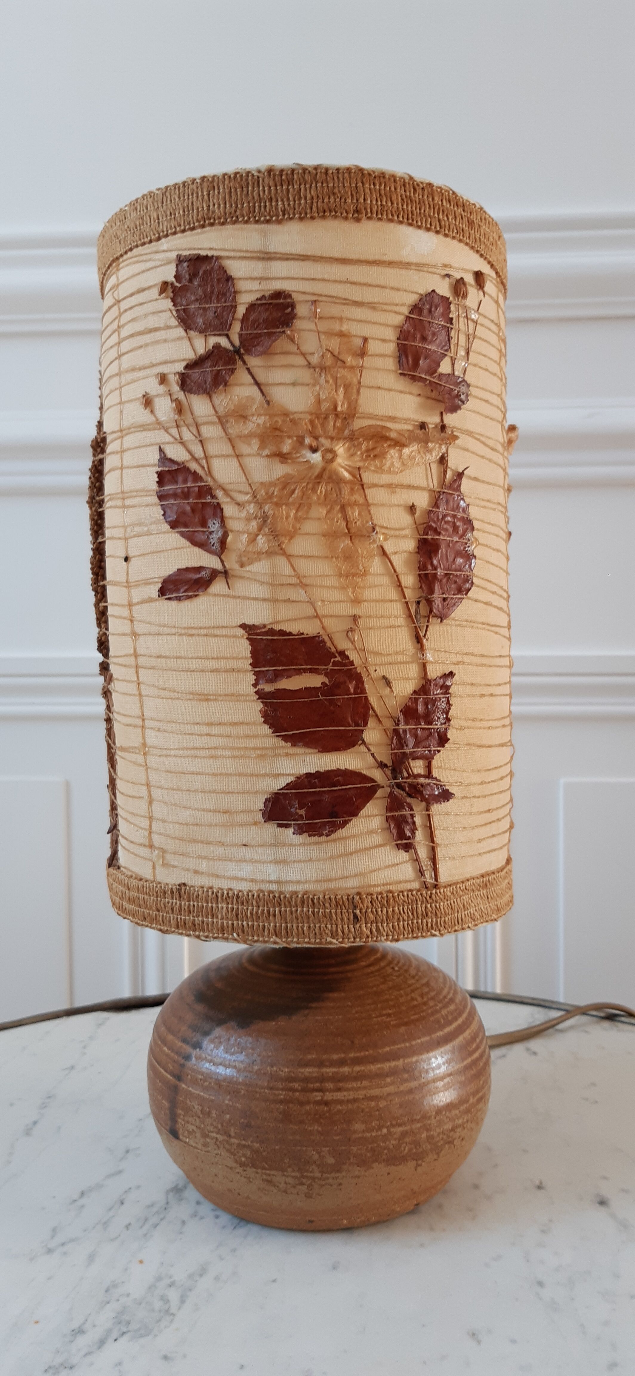 Sandstone lamp and lampshade in dried flowers 70s