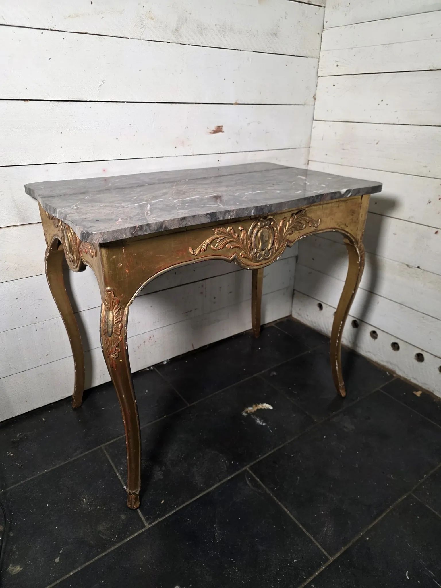 Console/table de milieu style Louis XV doré XIXè 