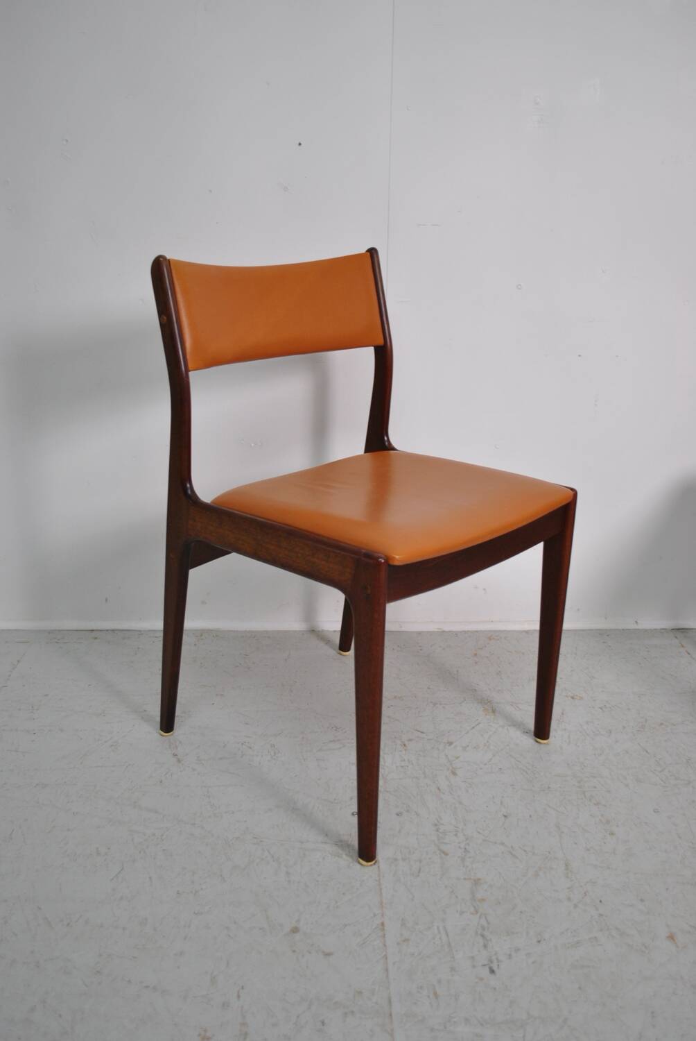 Set of 6 Johannes Andersen chairs from the 1960s
