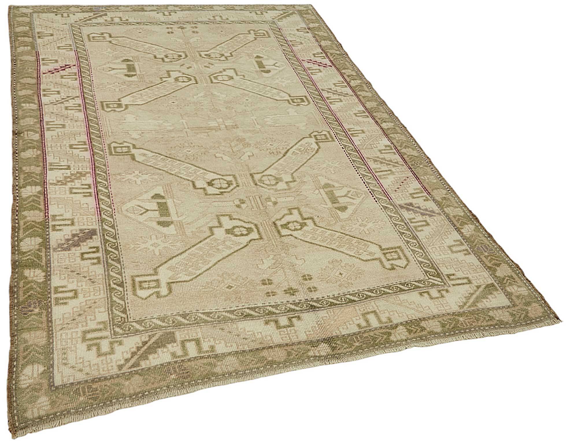 Turkish Vintage Anatolian Rug 143 cm x 203 cm