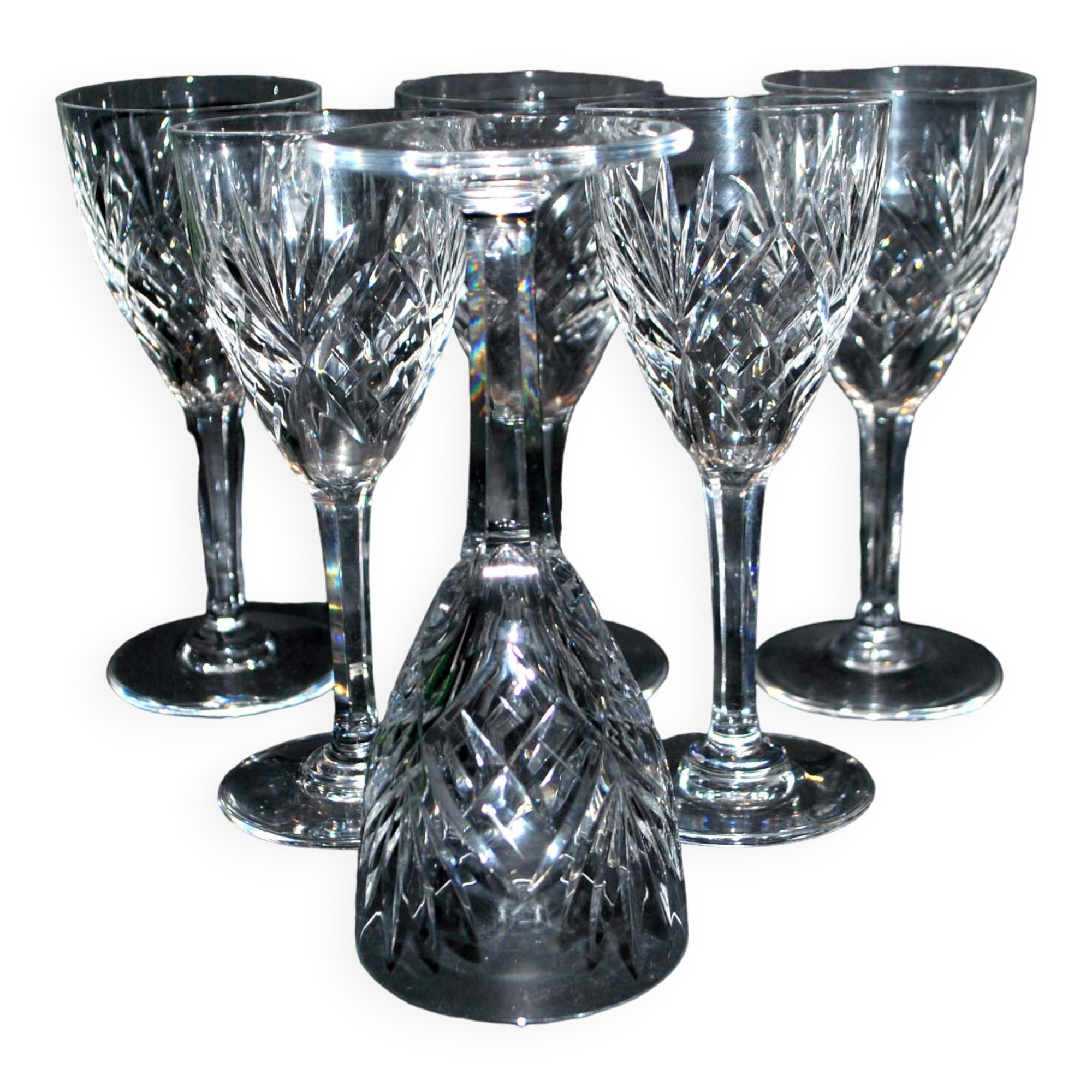 Set of 6 Chantilly wine glasses in cut crystal signed by Saint-Louis 14cm