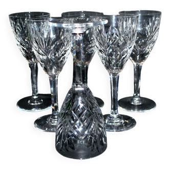 Lot de 6 verres à vin Chantilly en cristal taillé signé de Saint-Louis 14cm