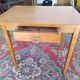 Petite table vintage