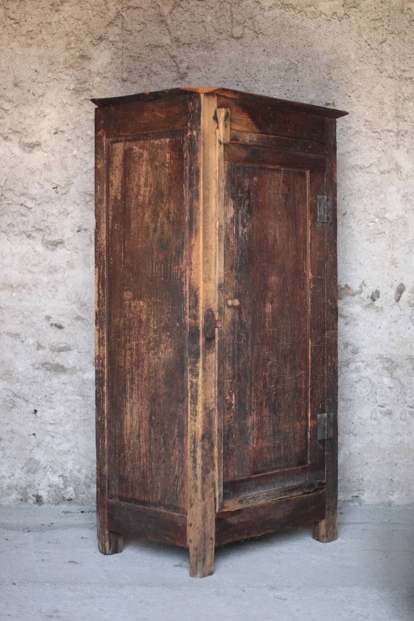 Antique wooden cabinet with 1 door, storage unit, bonnetière, kitchen furniture.