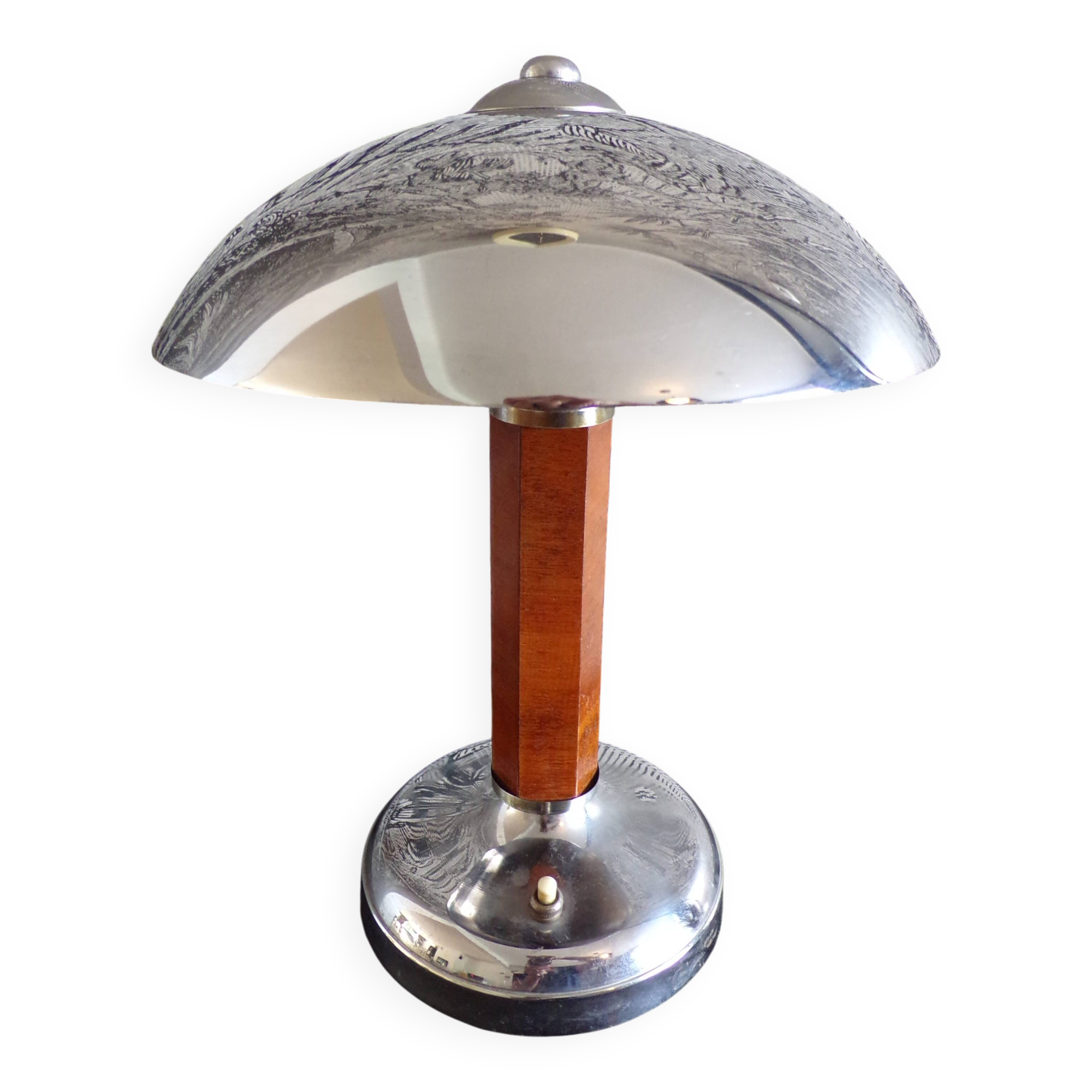 Art deco mushroom in chrome metal lamp
